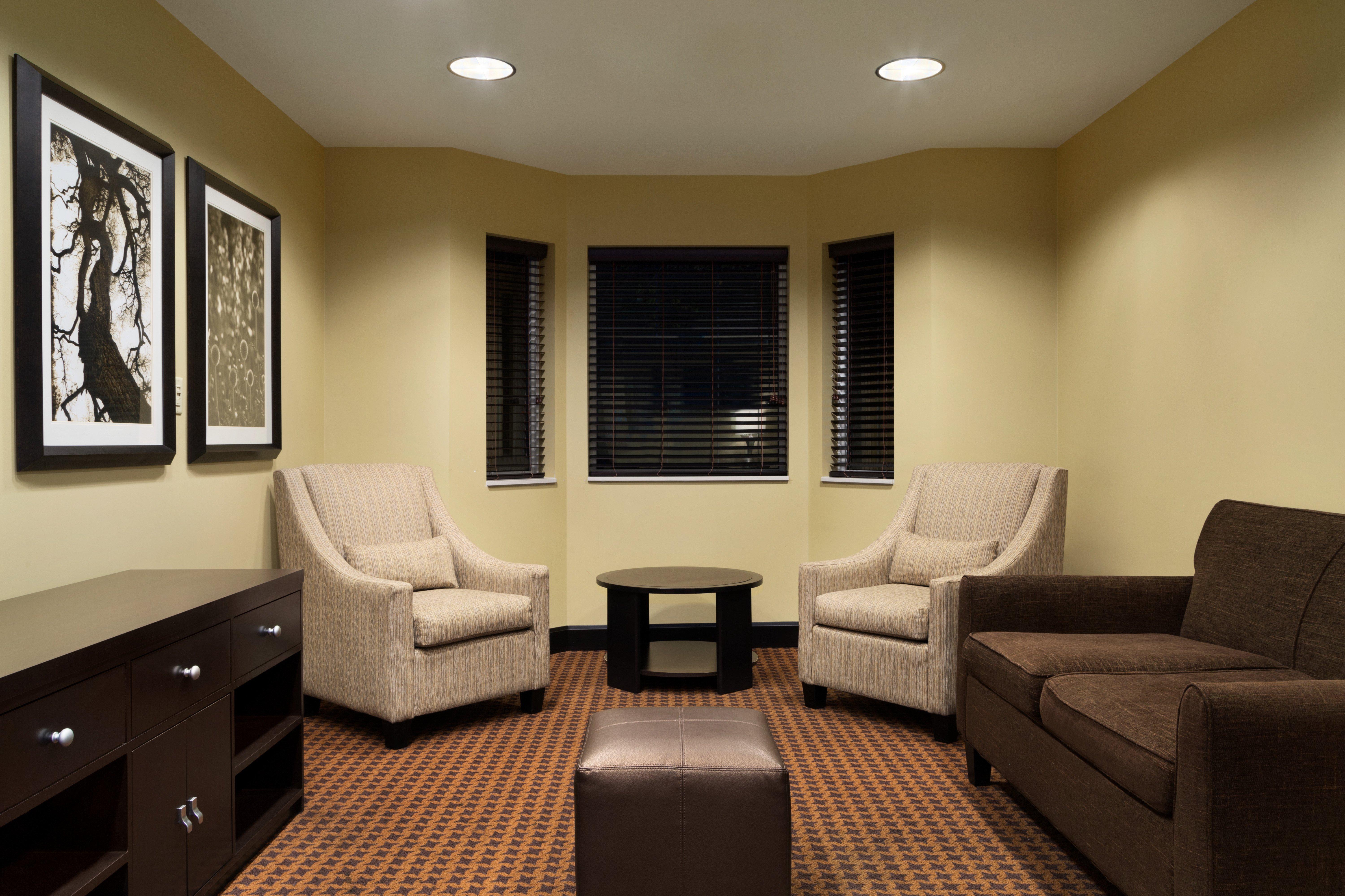 Staybridge Suites West Edmonton By Ihg Ngoại thất bức ảnh