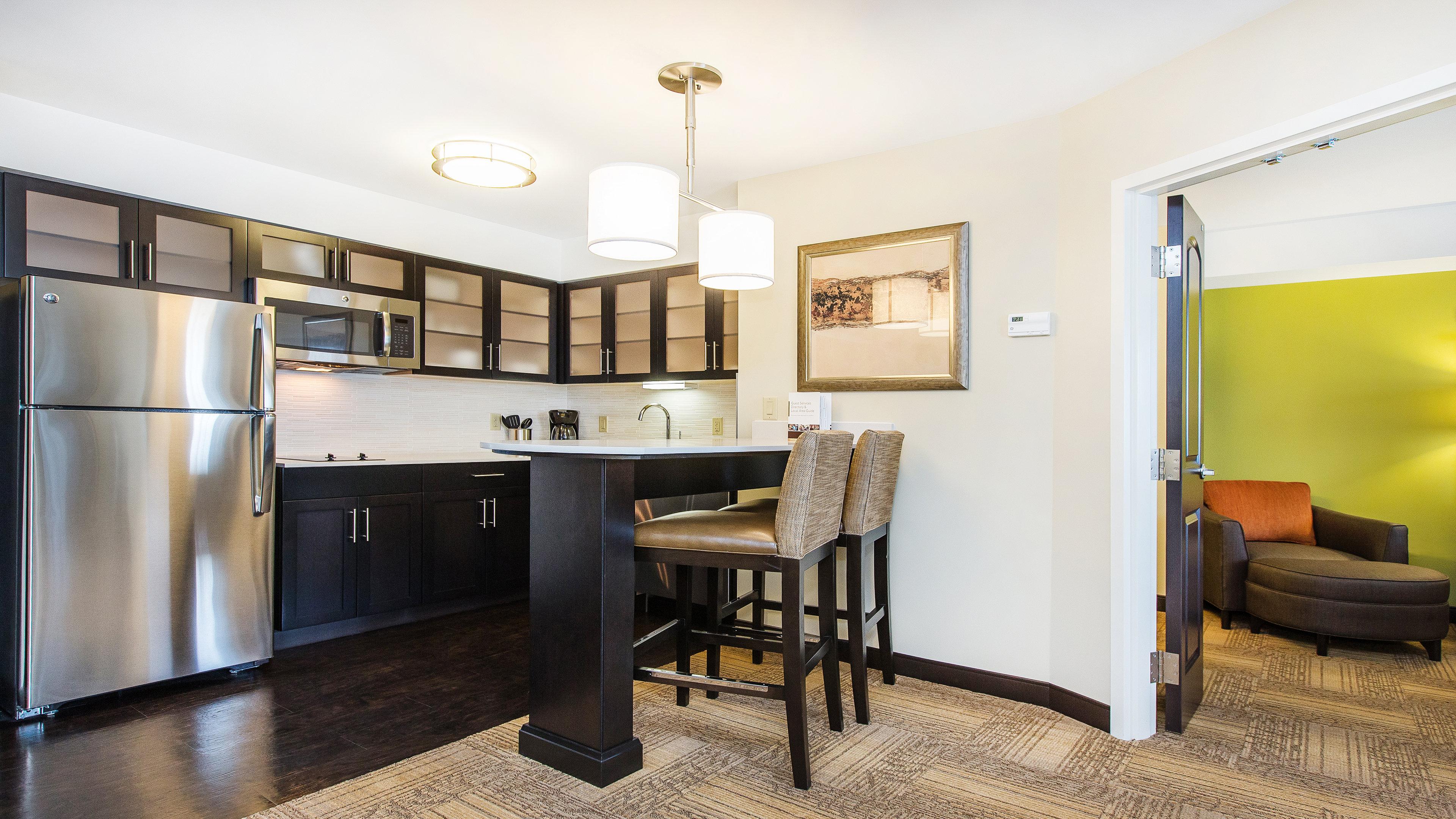 Staybridge Suites West Edmonton By Ihg Ngoại thất bức ảnh