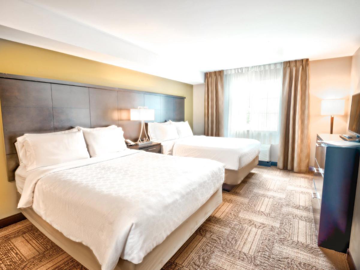 Staybridge Suites West Edmonton By Ihg Ngoại thất bức ảnh