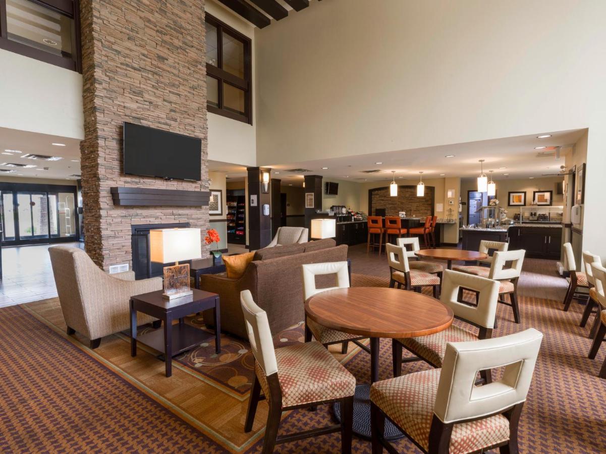 Staybridge Suites West Edmonton By Ihg Ngoại thất bức ảnh