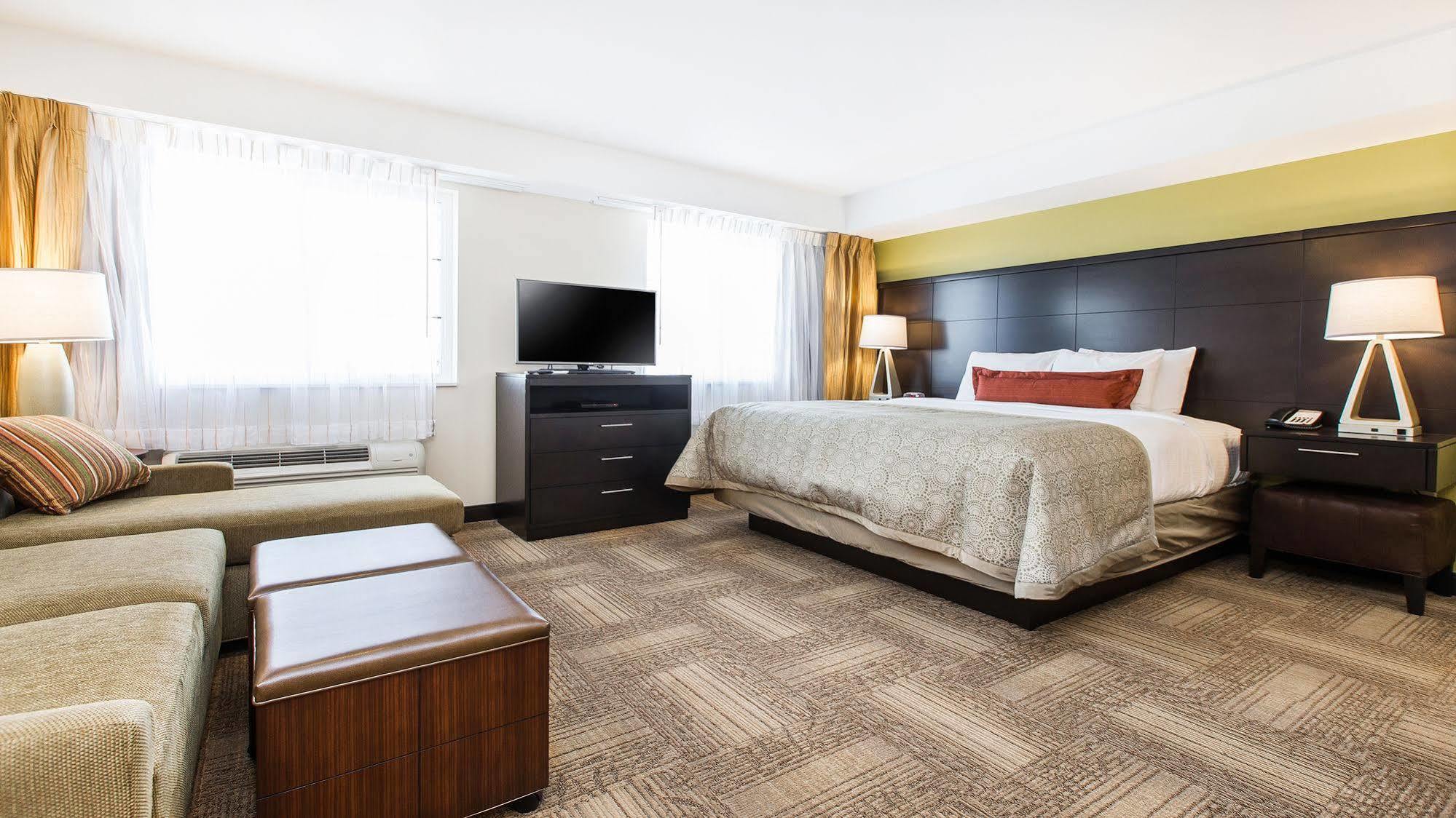 Staybridge Suites West Edmonton By Ihg Ngoại thất bức ảnh